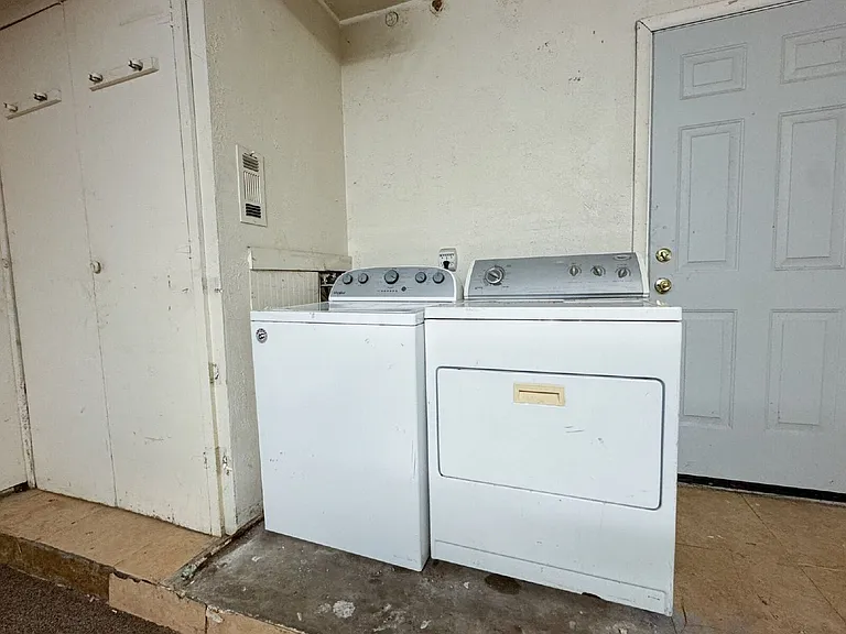 240 S 120th East Ave — Photo 14