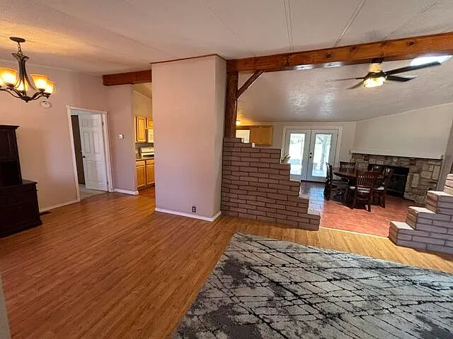 58 Valencia Rd — Photo 8
