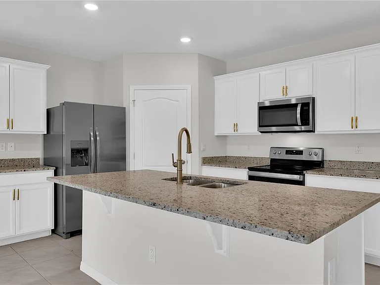 1316 Sugarwood St — Photo 15