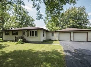 8660 S Meridian Rd, Laingsburg, MI 48848