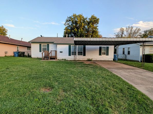 1032 S Locust Dr