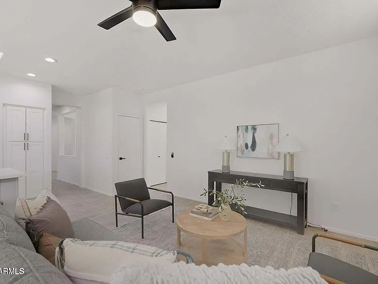 22408 N Las Vegas Dr — Photo 35