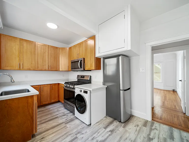 950 Cabrillo St #11 — Photo 3