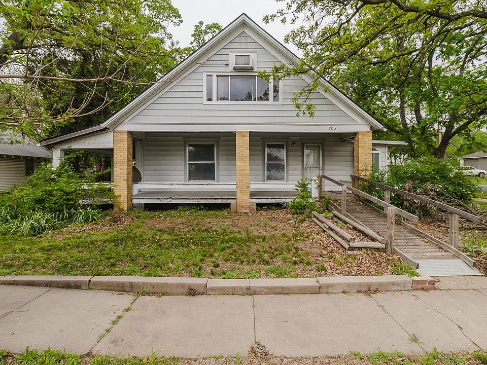 1st image of 803 S Star St #311