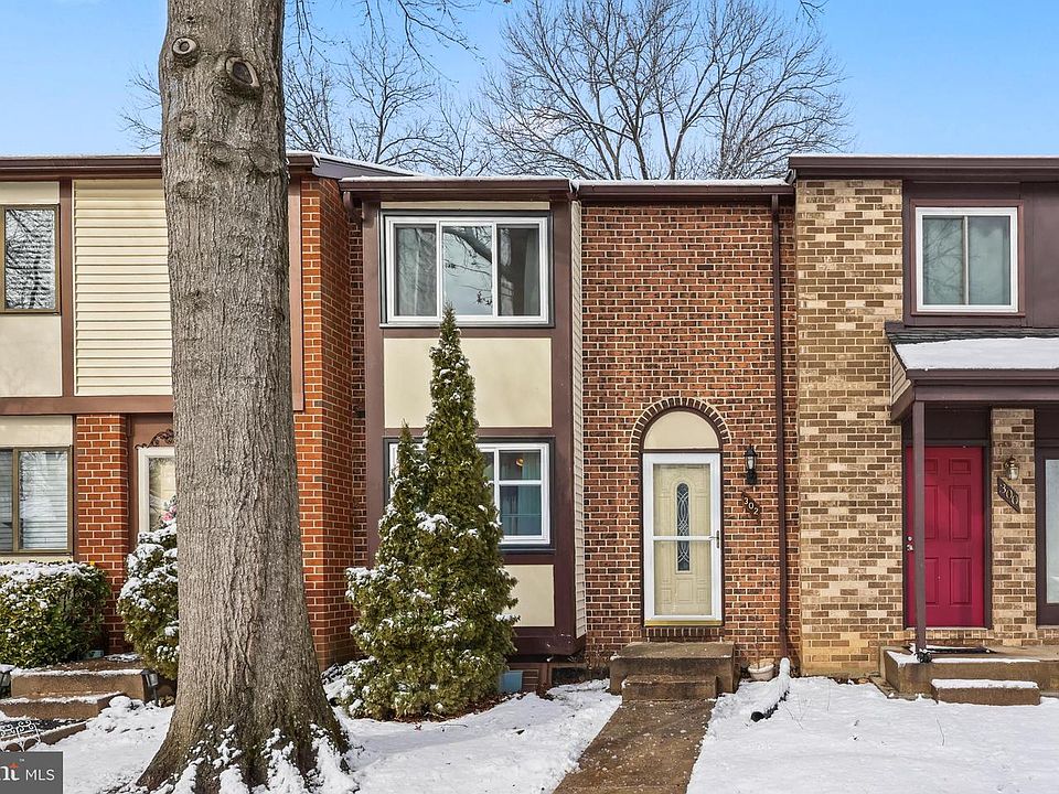 1st image of 302 Giles Pl