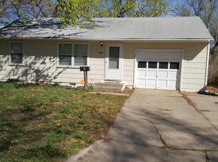 1024 W 9th St, Junction City, KS 66441