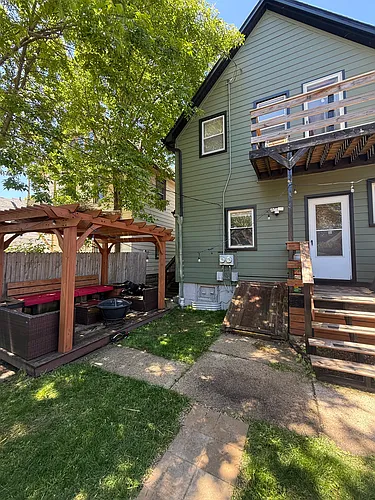 2984 S Clement Ave #1 Photo 1