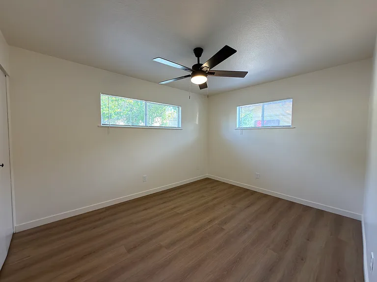 318 S Bedford Rd #318 — Photo 12