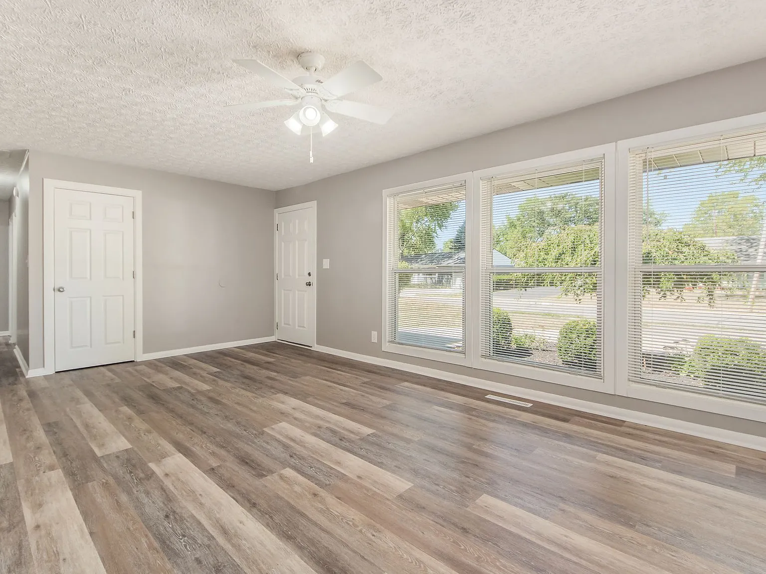 4 bed, 1560 sqft, $1,900 — Photo 4