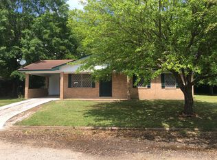 118 Meadow Ln, Crockett, TX