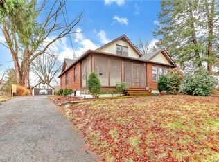 18 Park Ave, Highland Mills, NY 10930