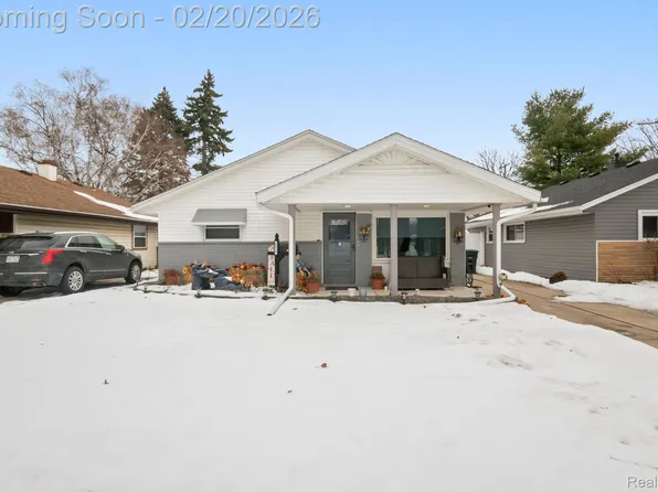 8019 Roosevelt St, Taylor, MI 48180