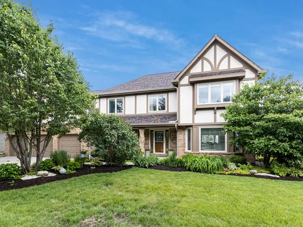 4072 Broadmoor Cir, Naperville, IL 60564