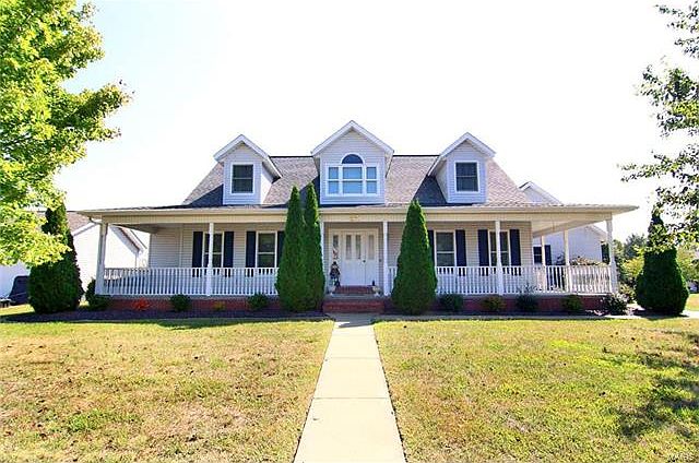 1st image of 1364 Lilac Ln