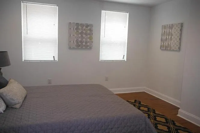 1537 S Chadwick St — Photo 12