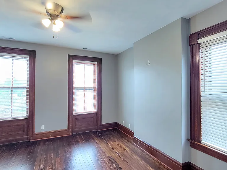 New Levolor Blinds throughout. Living Room is 14.5 x 15 feet big.