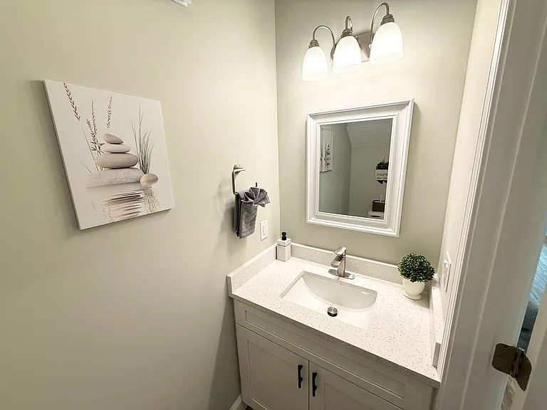 2570 Hilltop Rd — Photo 5