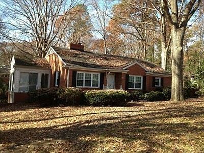 2nd image of 1321 Dixie Trl