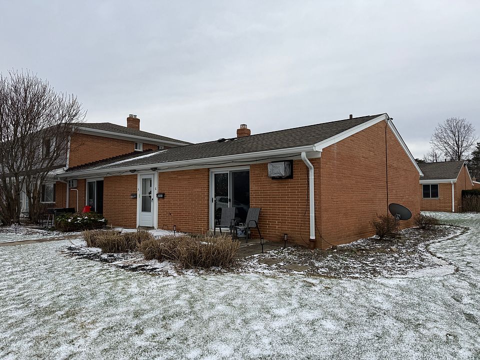 1st image of 2465 Warren Pkwy #6C