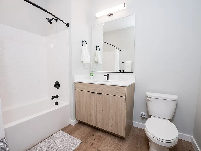 60 E Green St #410 — Photo 3
