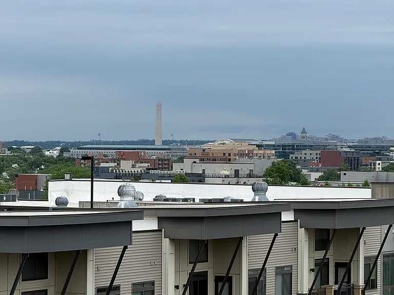 1630 K St NE #4 — Photo 18