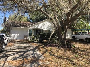 2707 Grand Island Shores Rd, Eustis, FL 32726