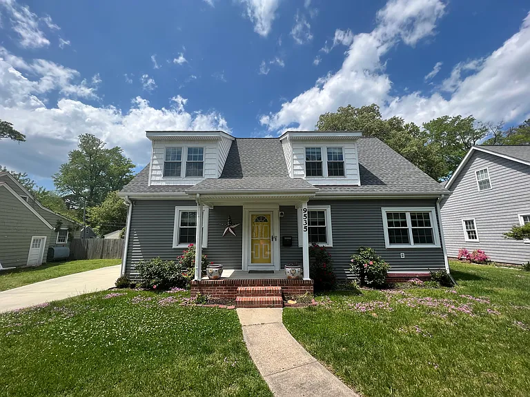 9535 Sherwood Pl — Photo 2