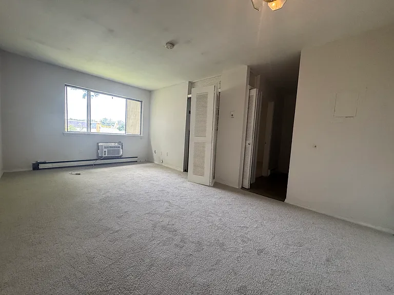 3880 Main St #33 — Photo 7