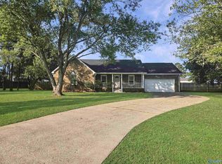 104 Sundance Cir, Hazel Green, AL 35750