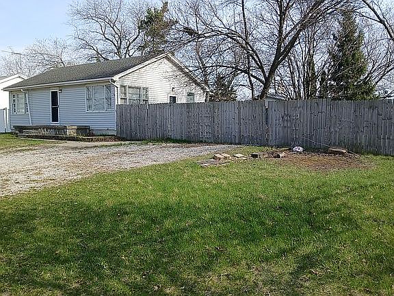 3rd image of 3249 Van Horn Rd