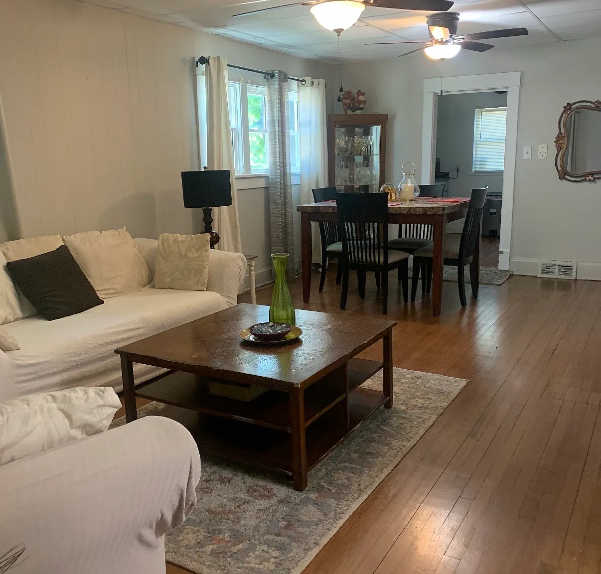 2 bed, 876 sqft, $2,000 — Photo 2