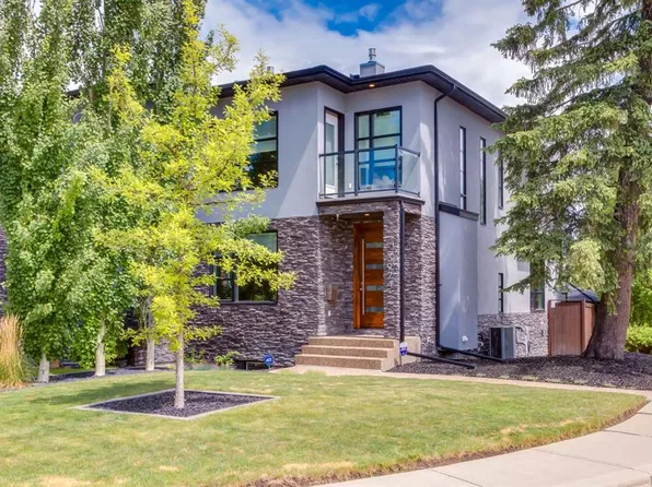 3924 W 18th St SW, Calgary, AB T2T 4V4