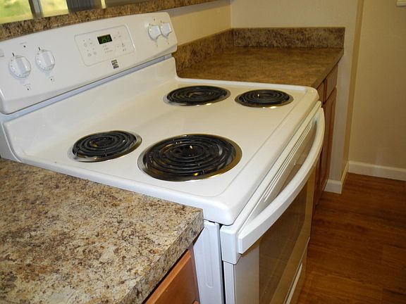 5th image of 101 SE Ely St APT C201