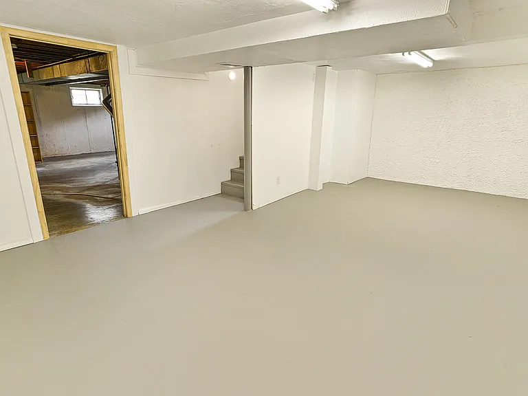532 Holiday Ave — Photo 4