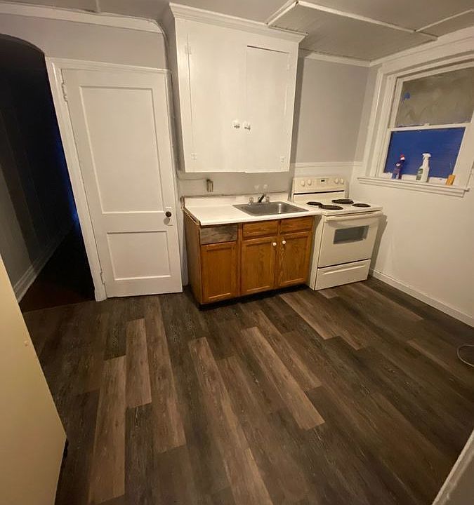 1st image of 15 N 6th St APT 2
