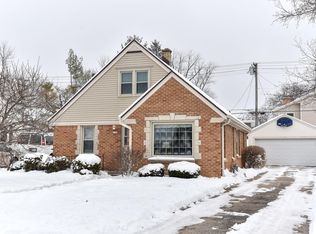 3338 N 94th St, Milwaukee, WI 53222