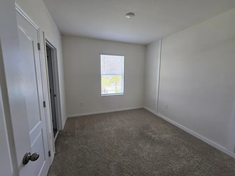 1301 Isleta Loop #1301 — Photo 20