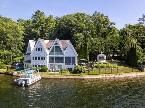 364 Cedar Mountain Road, Castleton, VT 05735