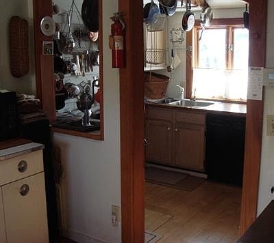 Kichen looking into section 2