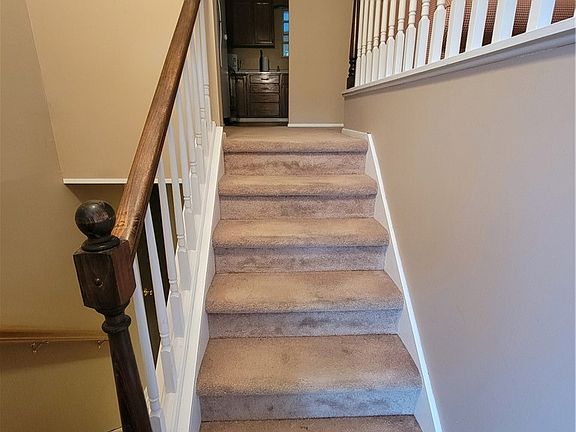 4th image of 4011 Firethorn Dr