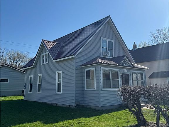 2nd image of W212 Menomonie Street