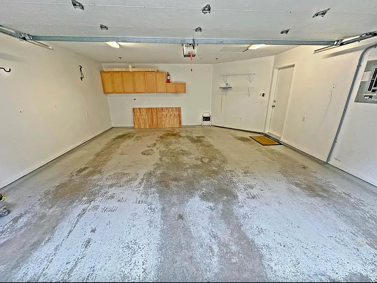 8561 Seascape Ln — Photo 35