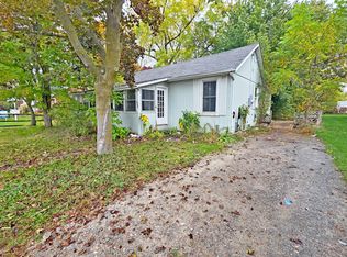 49 High St, Georgina, ON L0E1R0