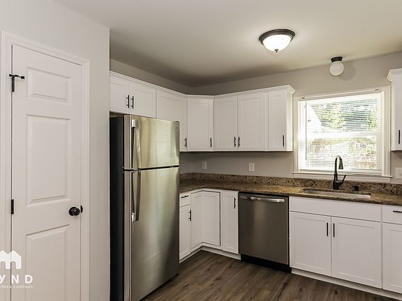 4th image of 4726 Dawnwood Dr