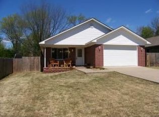 94 W Center St, Dover, AR 72837