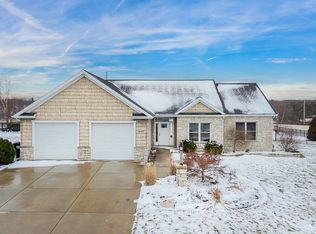 9603 Crossbow Dr, Bloomington, IL