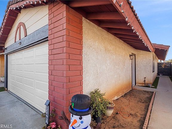 4th image of 23407 Rolanda Dr