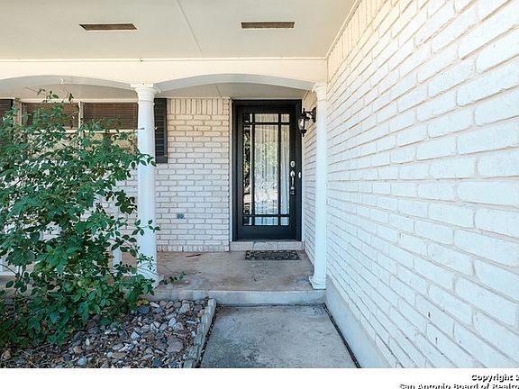 3rd image of 3402 Triola Dr