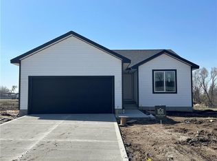 1030 Linden St, De Soto, IA 50069