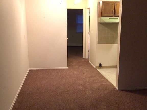 3rd image of 1588 Coventry St APT 5